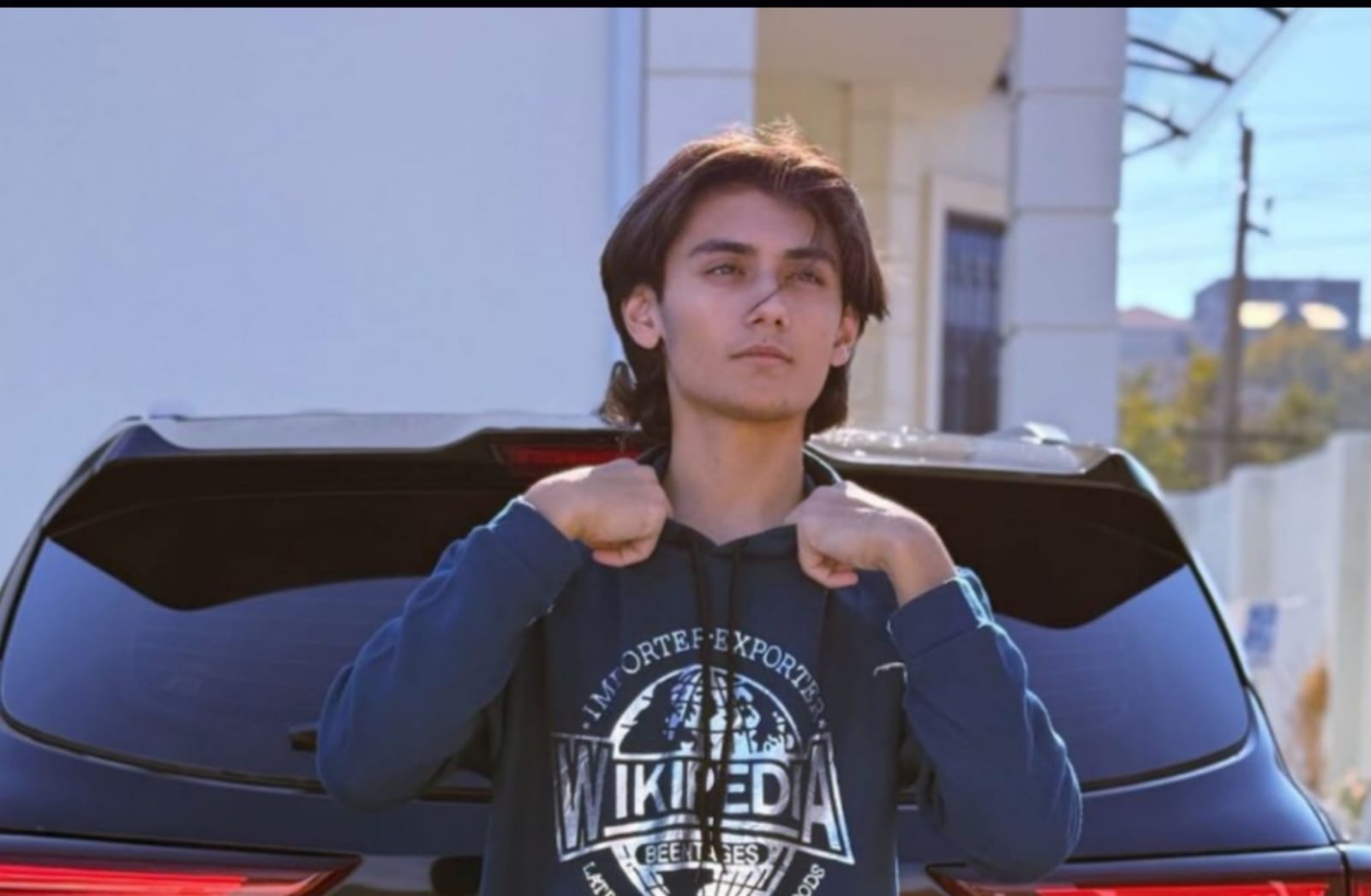 Azerbaycanlı Genç Oyuncu Erhan Çakmakçı kimdir?