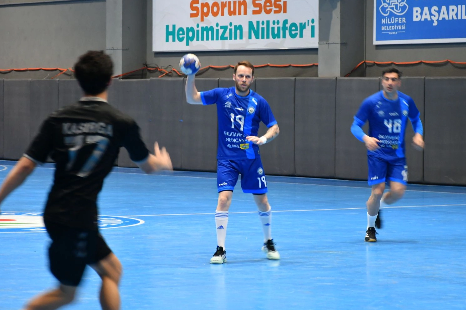 Bursa Nilüfer Belediyespor, Spor Toto’yu rahat geçti