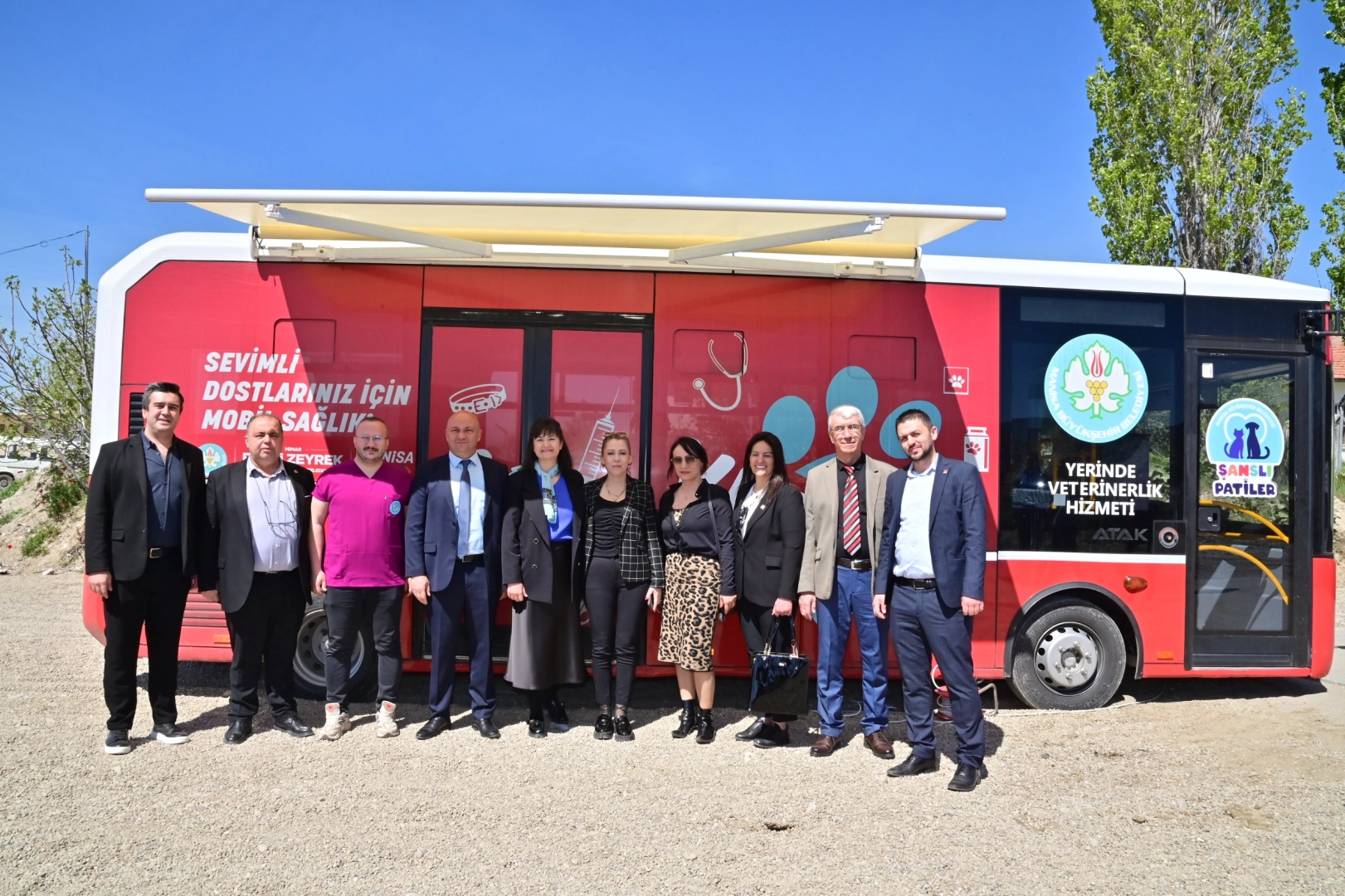 Manisa'da 'Vetbüs' ilçelerde hizmette