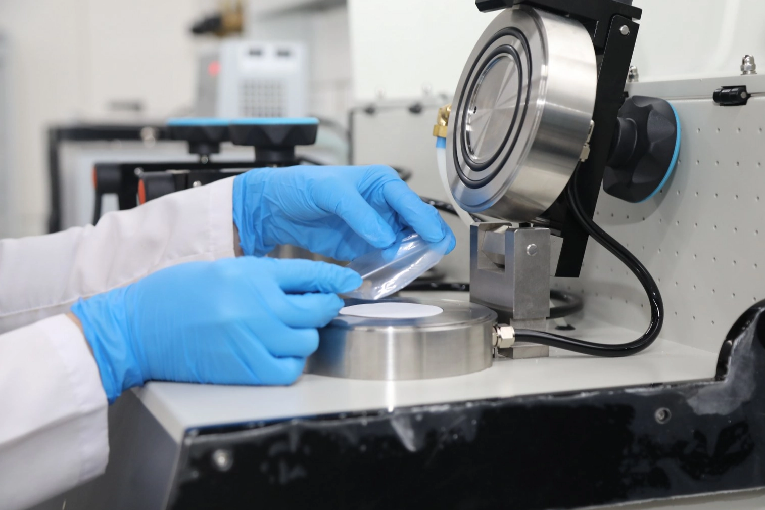 BTÜ'de akredite ve analiz çeşitliliği artıyor