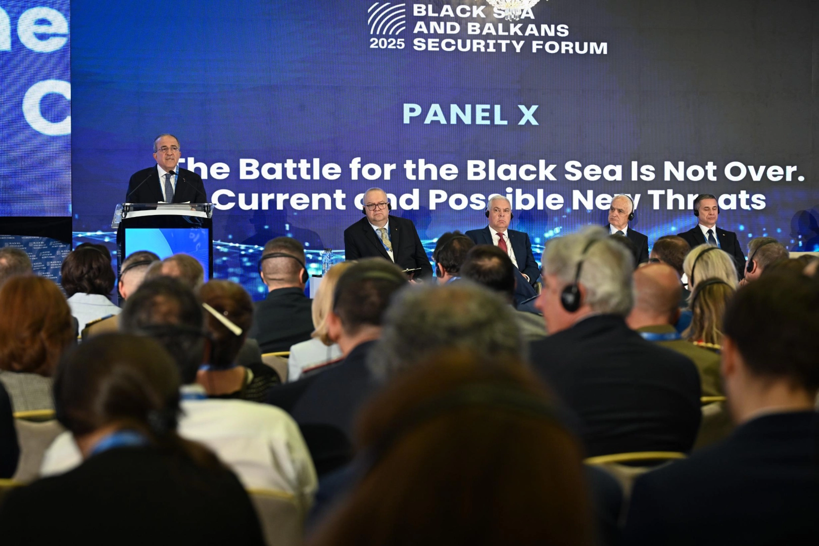 Bükreş’te Karadeniz güvenliği vurgulandı