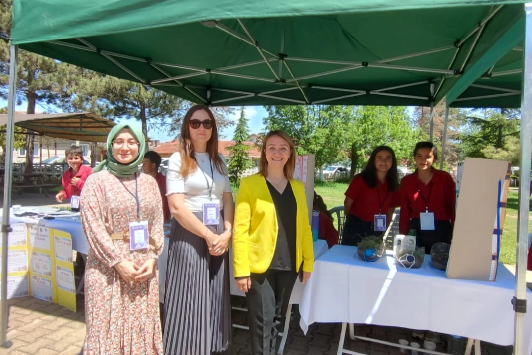 Zekiye Tekin Bilim Fuarı'nda