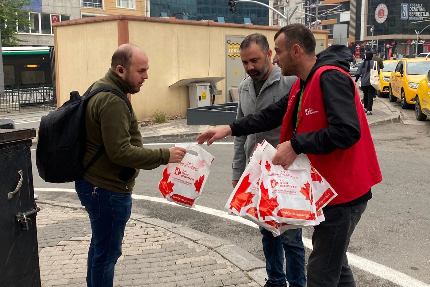 Kocaeli İzmit'te emekçilere destek