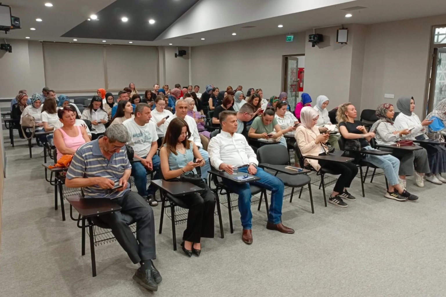 Bursa Büyükşehir’den 10 bin nüfuslu muhtarıklara personel desteği