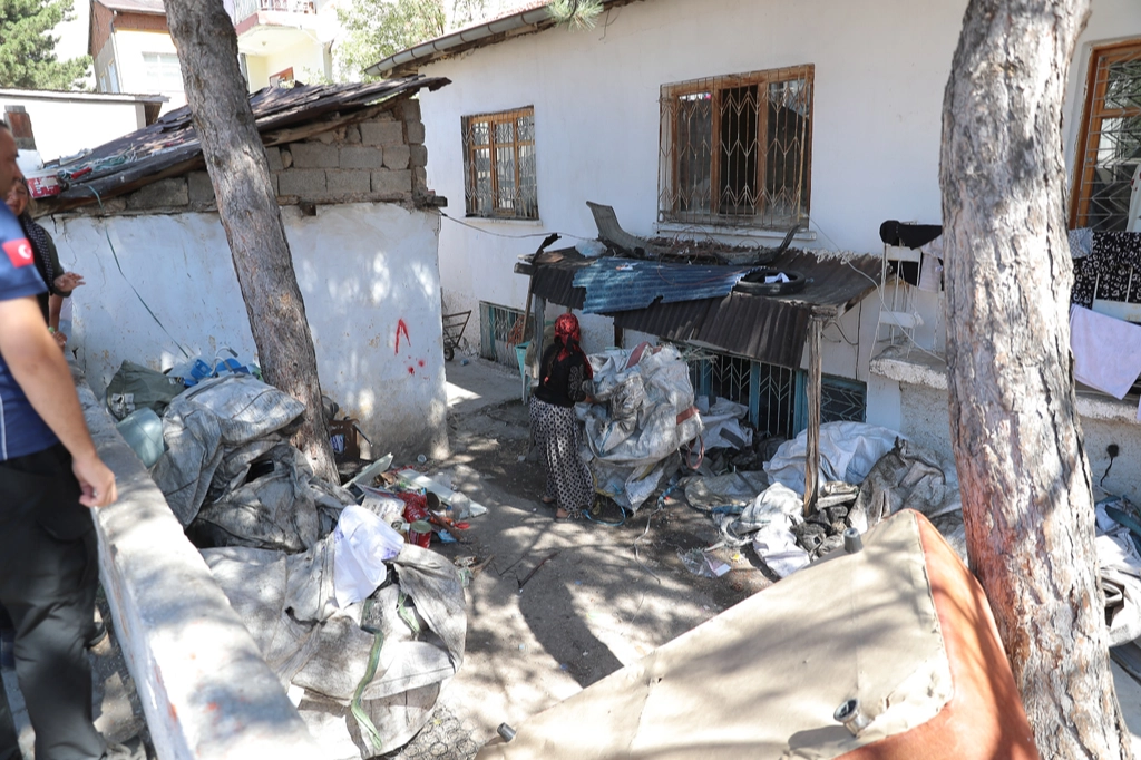 Sivas'ta atık denetimlerinde temizliğe devam