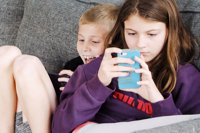 Yeni araştırma çarpıcı sonuçlar ortaya koydu... Çocuklar reklamları tanıyor ama satın almıyor