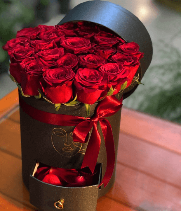 Konya Akşehir Aynı Gün Çiçekçi