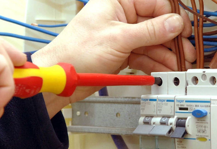 İstinye Elektrikçi Hizmetlerinde Güven ve Kalite Ön Planda